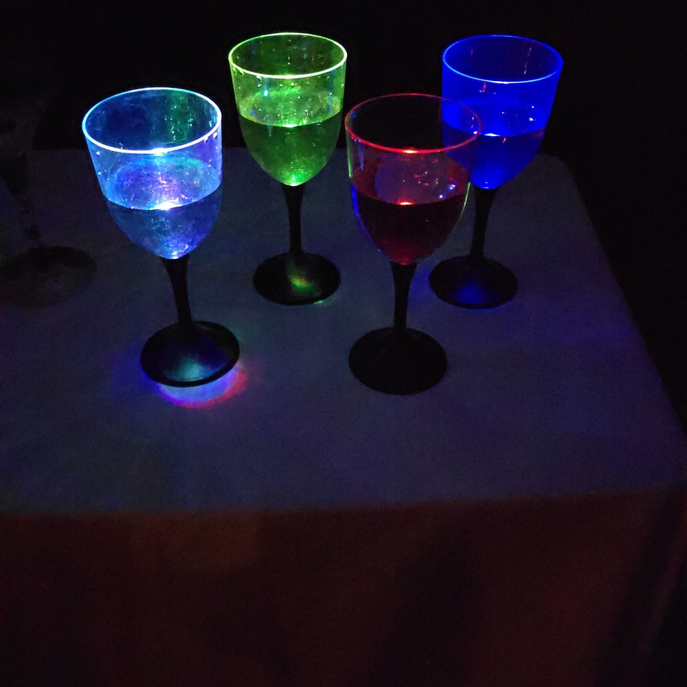LED Light-Up Wine Glass Set - Multicolor
